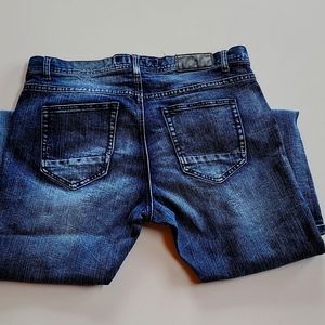 Earl Five Pocket Distressed Jeans